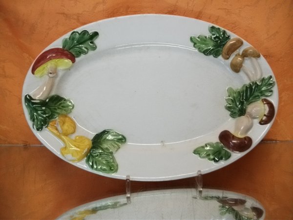 Platte oval aus italienische Keramik Bassano Pilze
