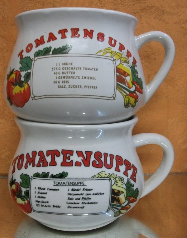 Suppen Tasse mit Rezept Tomatensuppe unten